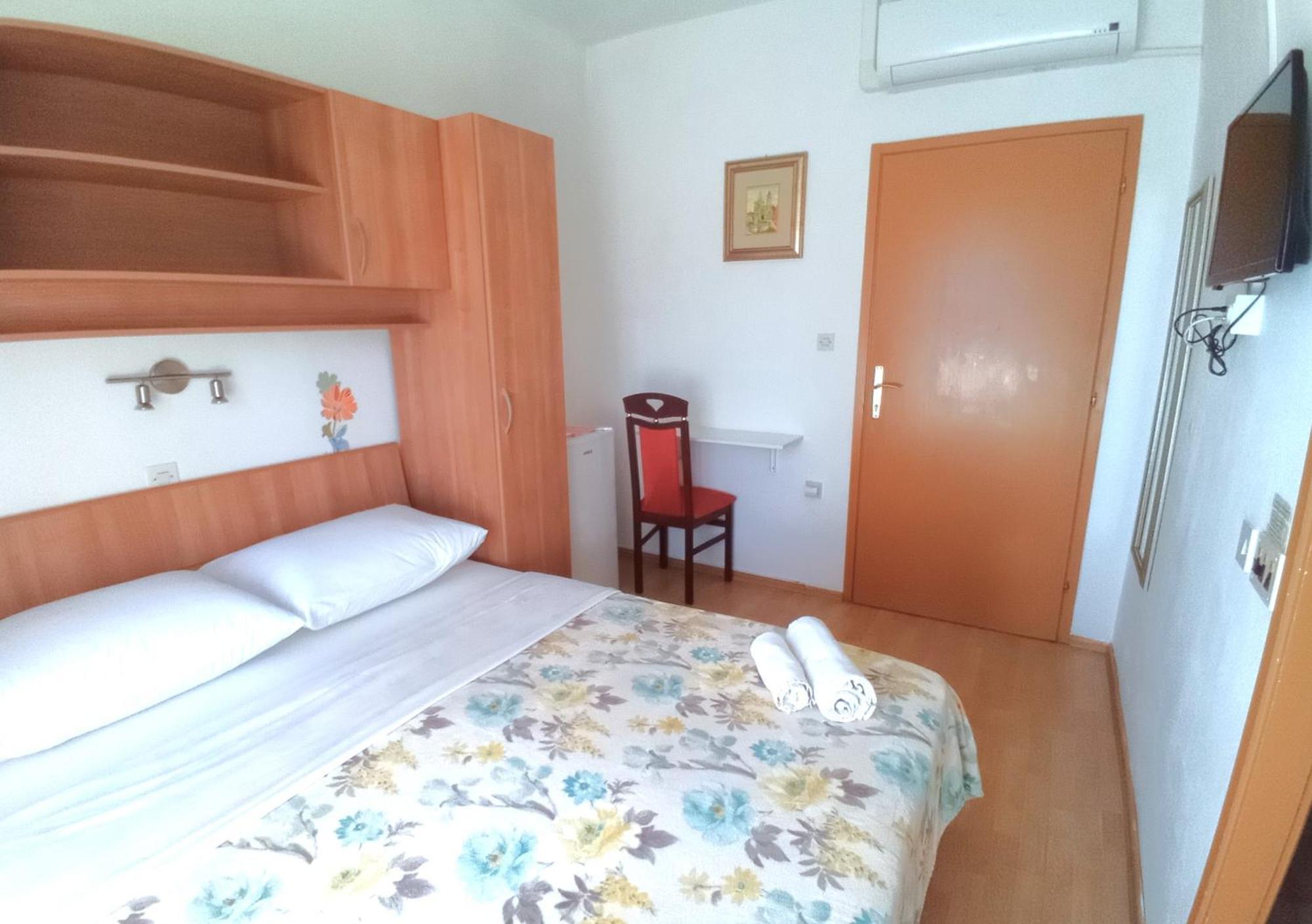 Guesthouse Cecilia 2 Malinska Rum bild